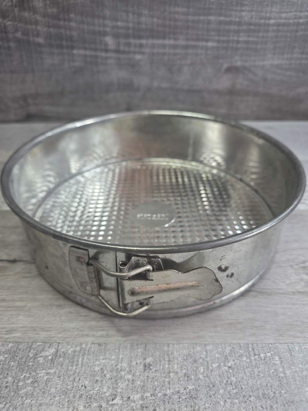 2 Pieces Round Cake Baking Pan Bakeware Springform Pan Made In Germany 9.5" g63